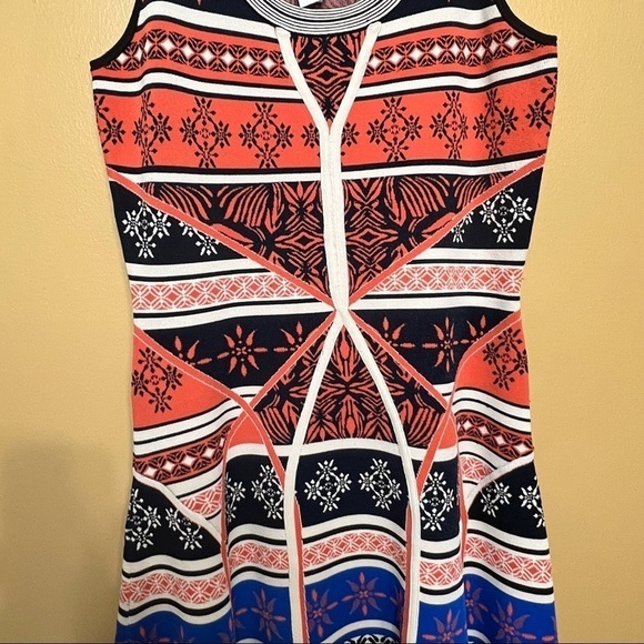 DIANE VON FURSTENBERG | Jersey Knit Dress - Picture 4 of 12